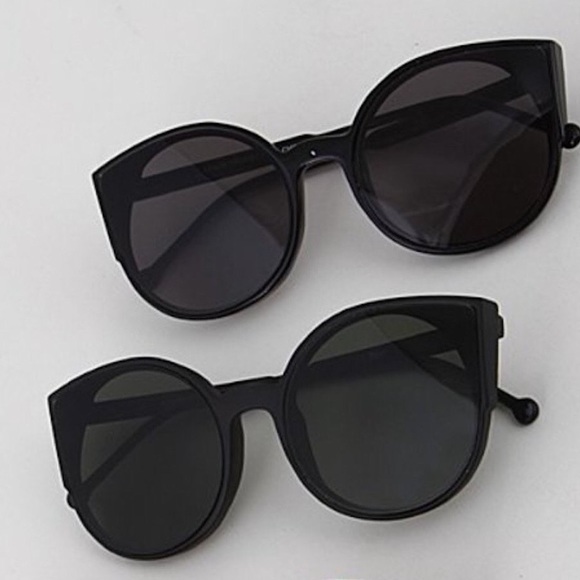 Make Way Tinted Trendy Frame Sunglasses - Picture 4 of 4